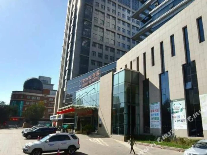 Урумчи: Zhonghe Hotel