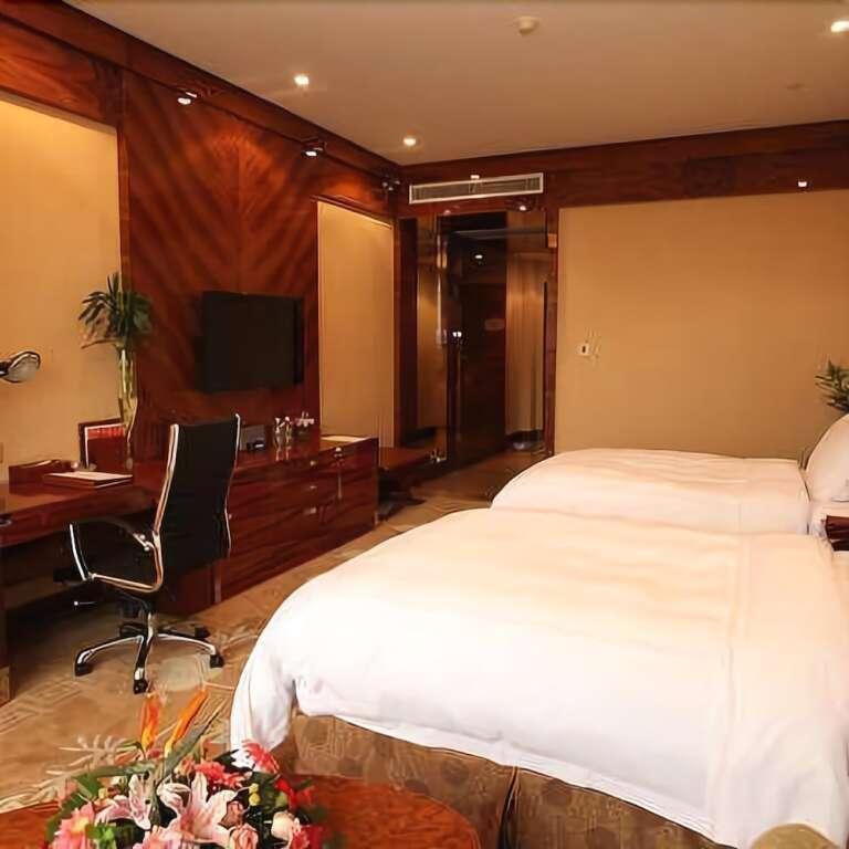 Чжэнчжоу: Zhengzhou Baishun International Hotel