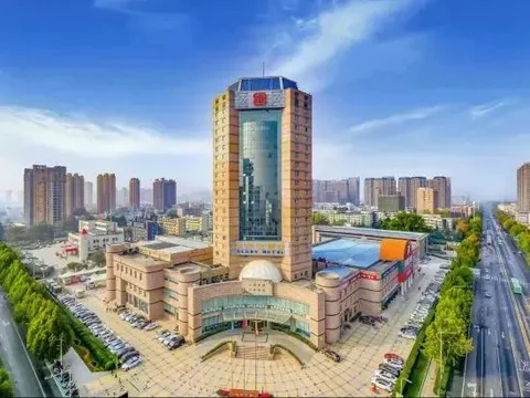 Чжэнчжоу: Glory Grand Hotel