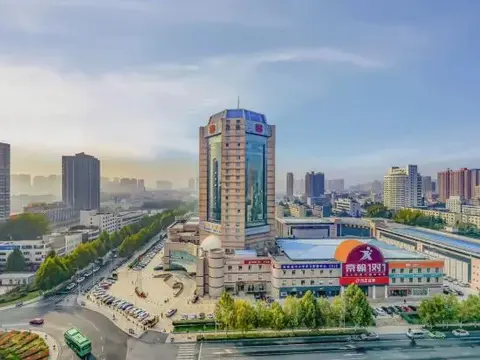 Чжэнчжоу: Glory Grand Hotel