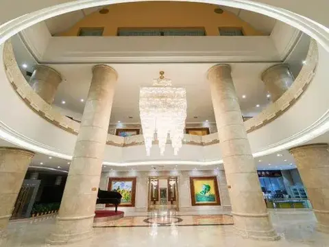 Чжэнчжоу: Glory Grand Hotel