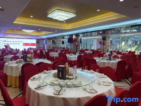 Шаогуань: Riverside Lidu Hotel
