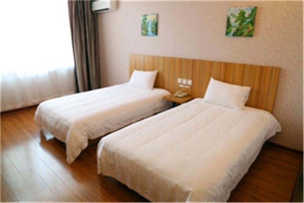 Синтай: Eaka 365 Hotel Original Ningjin Bus Station