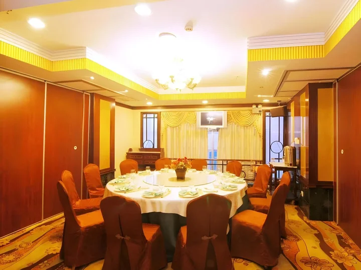 Фошань: Shunde Emperor Hotel