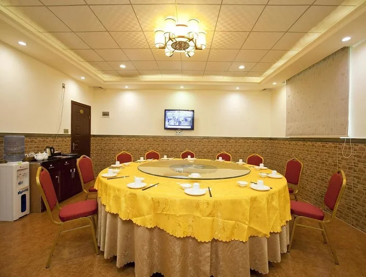 Джиангме: Jiaduoli Hotel
