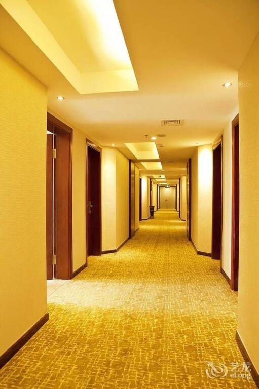Джиангме: Jiaduoli Hotel