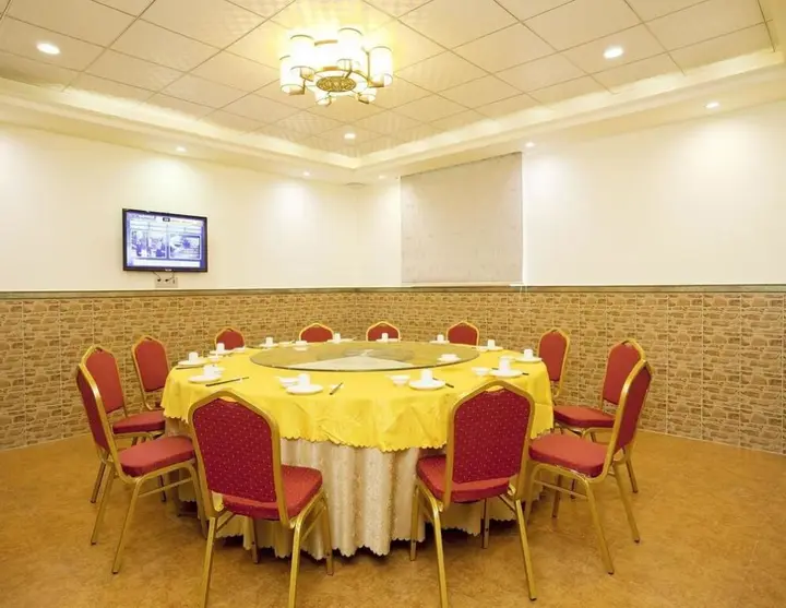Джиангме: Jiaduoli Hotel
