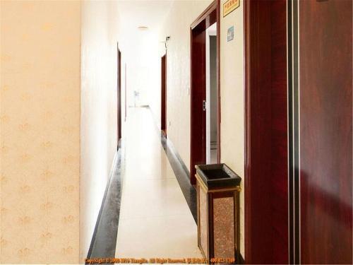 Хэнъян: Hengyang Xiu Feng Holiday Hotel