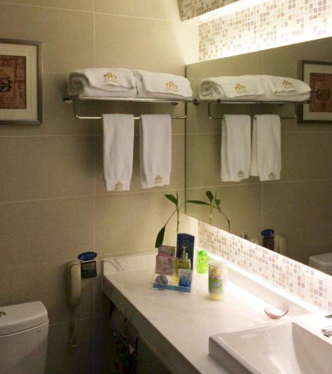 Циньчжоу: Jinwan International Hotel
