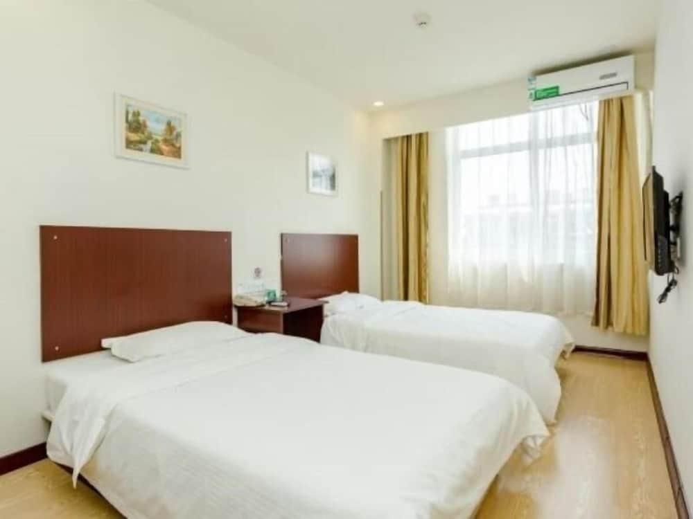 Цзинань: GreenTree Alliance Jinan Licheng Town Yaohua Road Yaoqiang Airport Hotel