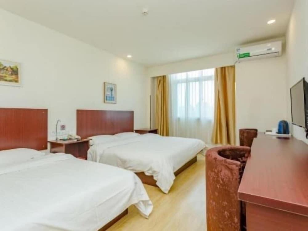 Цзинань: GreenTree Alliance Jinan Licheng Town Yaohua Road Yaoqiang Airport Hotel