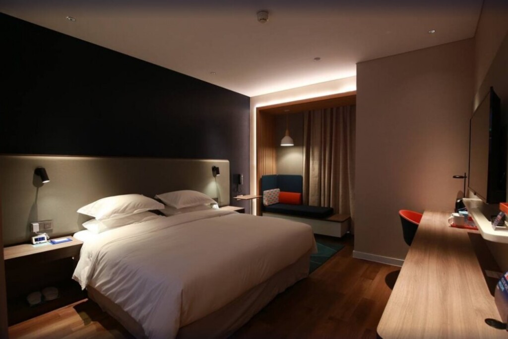 Holiday Inn Express Bozhou City Center — фото 3