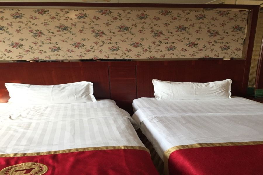 Аньшань: Futian Business Hotel