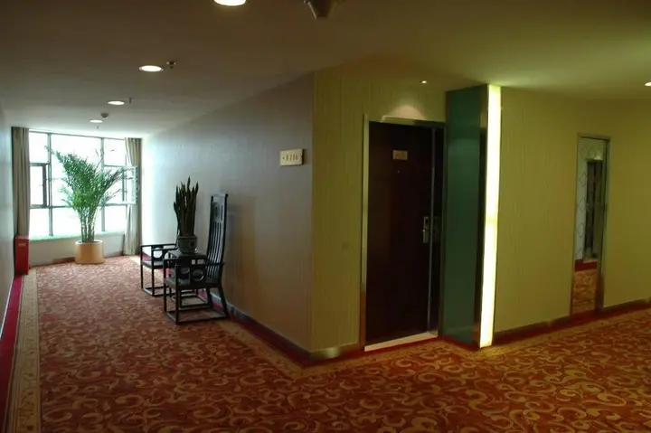 Ухань: Wuzhan Business Hotel