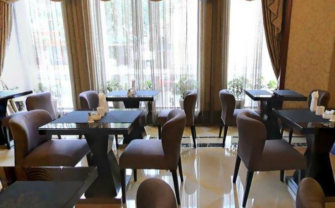 Далянь: Yifeng Harbour Hotel