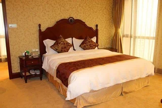 Далянь: Yifeng Harbour Hotel