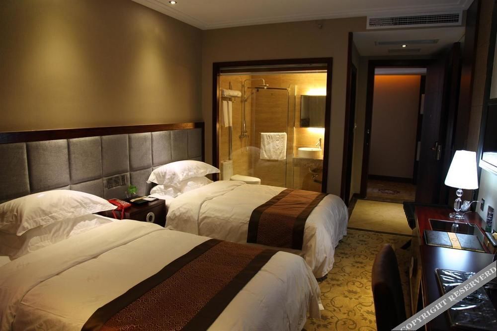 Tiancheng Holiday Hotel (Nanchong Renmin Garden) — фото 1
