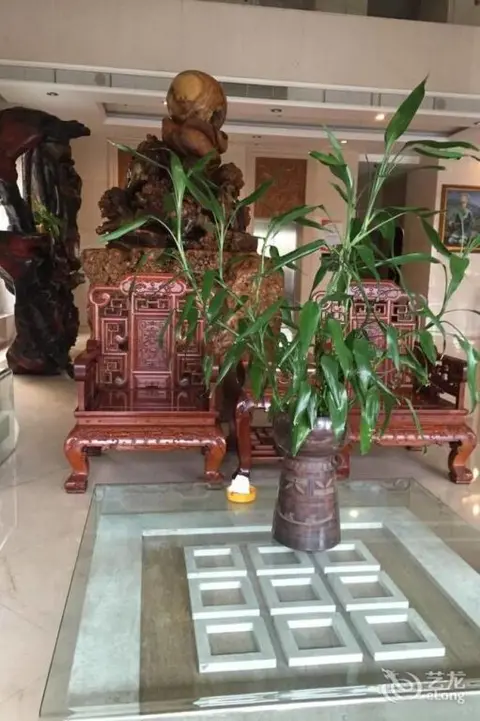 Янгиианг: Yangjiang Jiayue Hotel