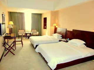 Янгиианг: Yangjiang Jiayue Hotel