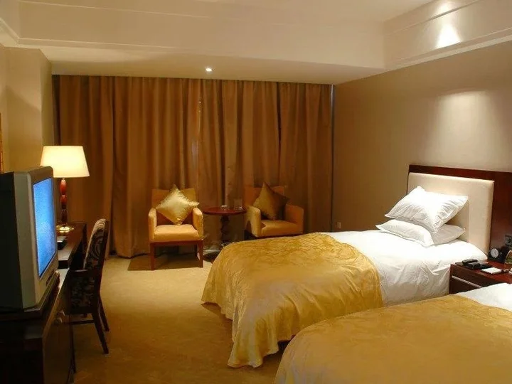 Джин-Чжоу: King Kowloon Hotel