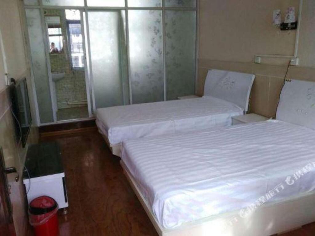 Яньань: Nangu Hostel