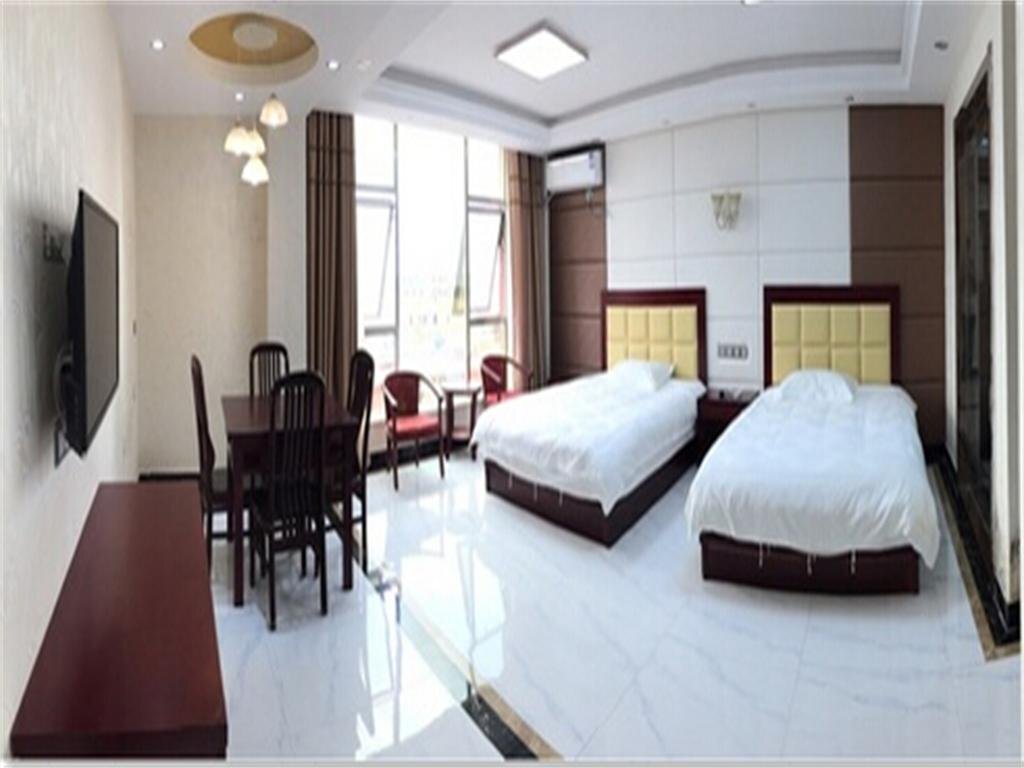 Наньтун: Nantong Suzhong Business Hotel