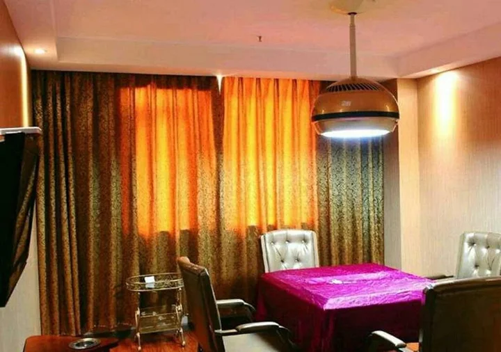 Сичан: Xichang Xiaoding Business Hotel