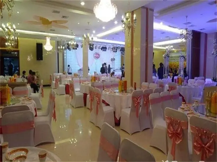 Сичан: Xichang Xiaoding Business Hotel