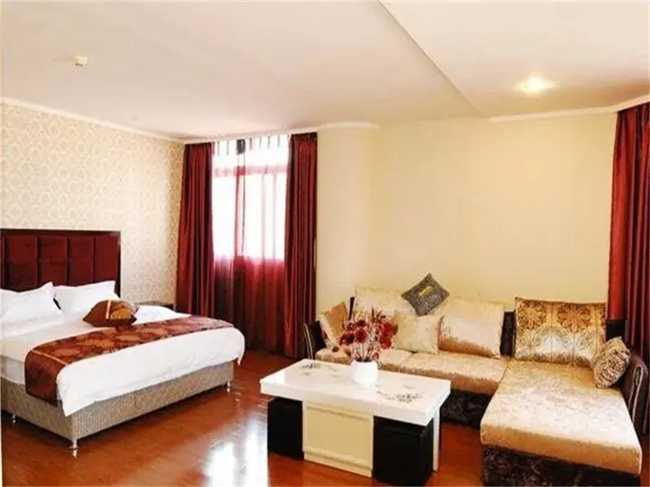 Сичан: Xichang Xiaoding Business Hotel
