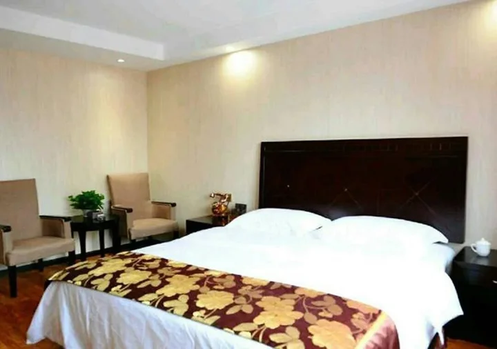 Сичан: Xichang Xiaoding Business Hotel