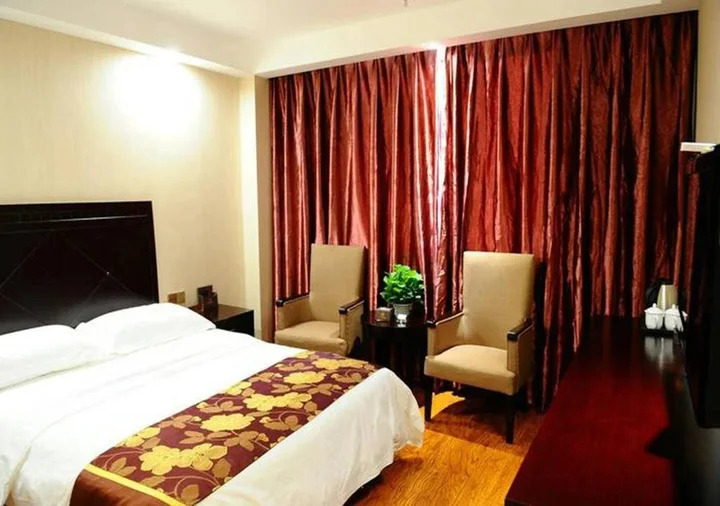 Сичан: Xichang Xiaoding Business Hotel