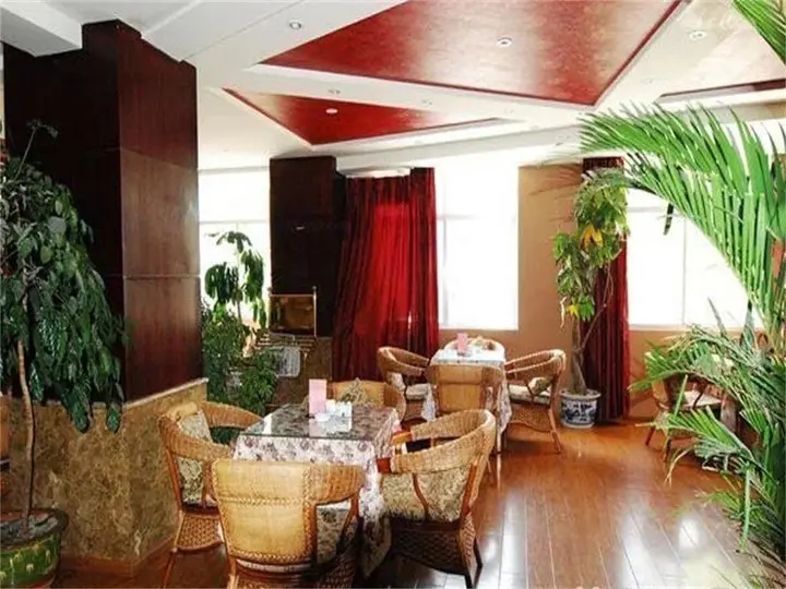 Сичан: Xichang Xiaoding Business Hotel