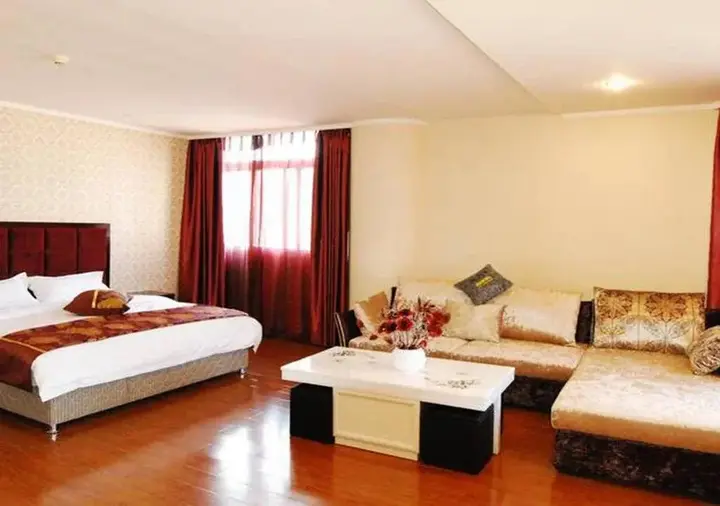 Сичан: Xichang Xiaoding Business Hotel