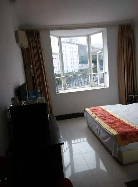 Яань: Yurui Business Hotel