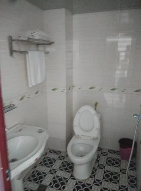 Яань: Yurui Business Hotel