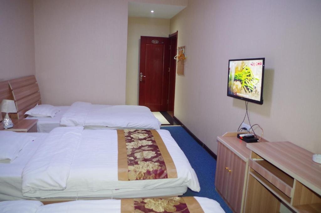 Вэйнань: Huashan Wanyuan Inn