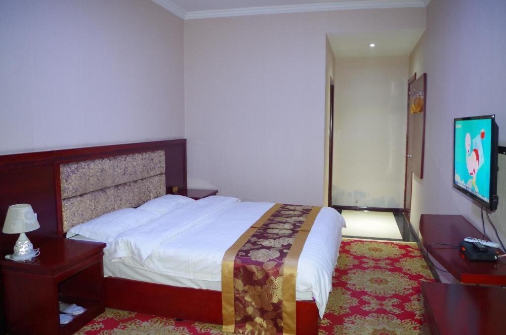 Вэйнань: Huashan Wanyuan Inn