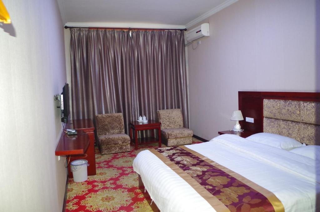 Вэйнань: Huashan Wanyuan Inn
