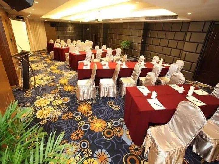 Ухань: New Beacon Xu Dong International Hotel