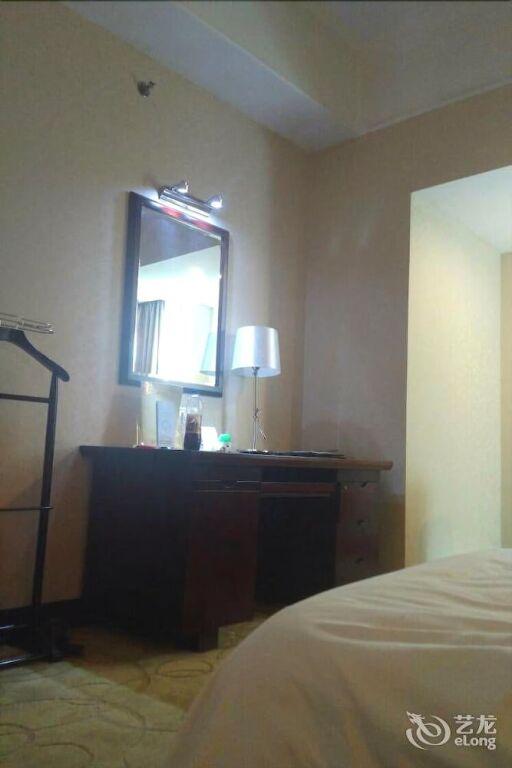 Ухань: Gaoxiong Hotel