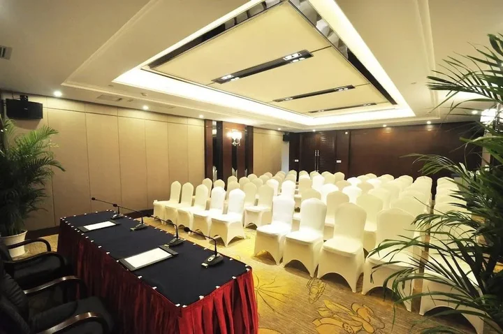 Ухань: Gaoxiong Hotel