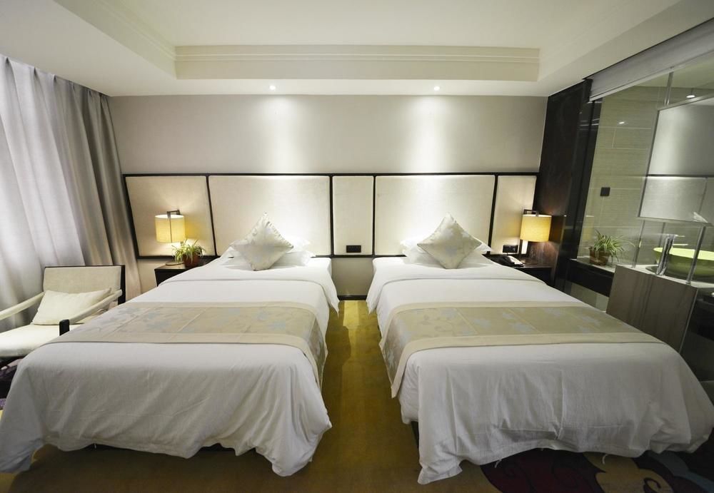 Dongfang Xuanyi Holiday Hotel — фото 5