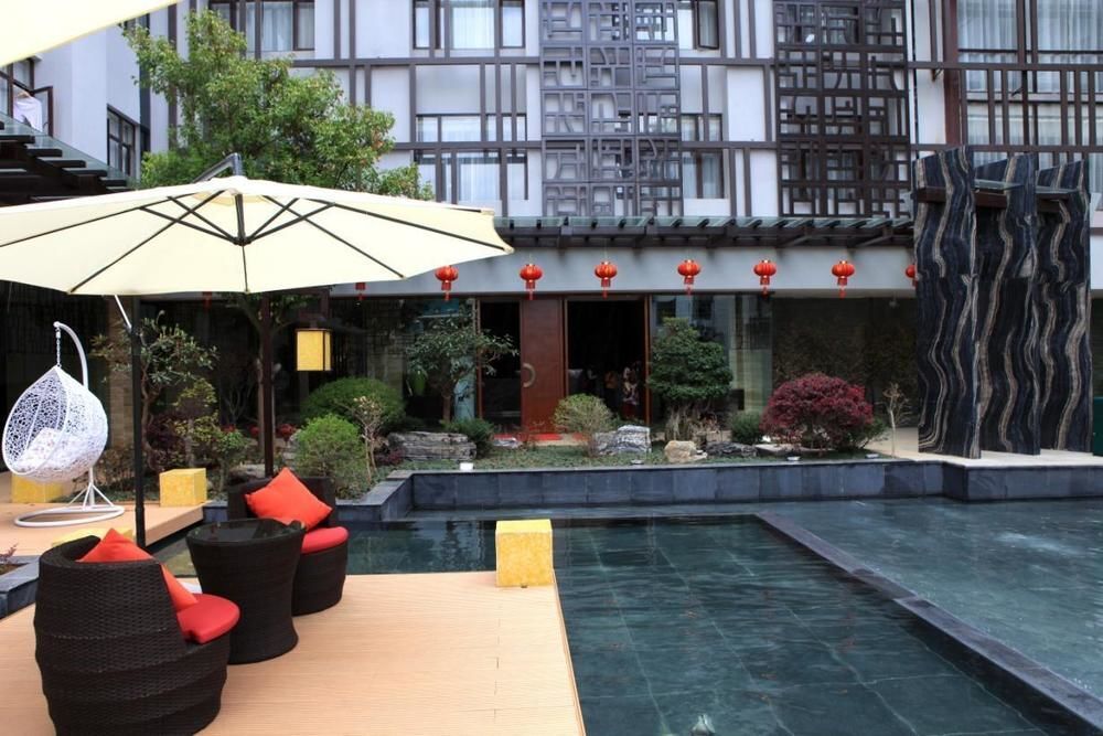 Баошань: Dongfang Xuanyi Holiday Hotel