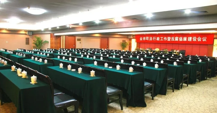 Бэйхай: Li Yuan International Hotel