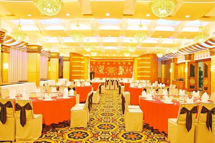 Эньши: Enshi Asian Hotel
