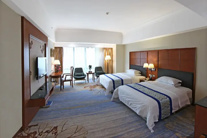 Джиангме: Jiangmen Gladden Hotel