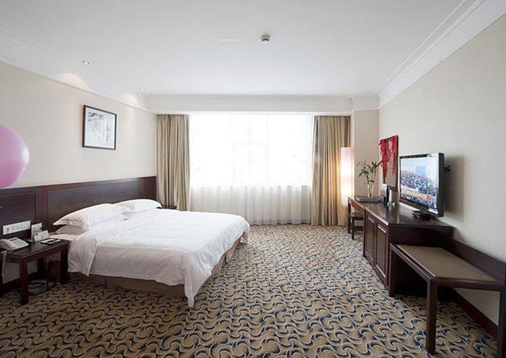 Юэян: Taihe Hotel