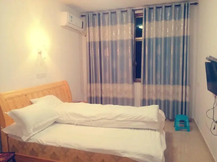 Шанграо: Wuyuan Ancient Well Yayuan Inn