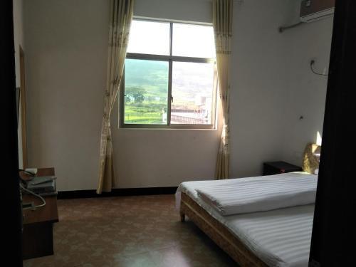 Шанграо: Wuyuan Jiangling Huatian Hostel