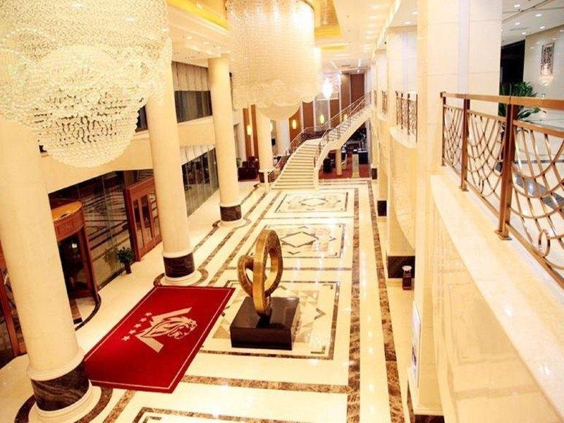 Синтай: Wanfeng Grand Hotel